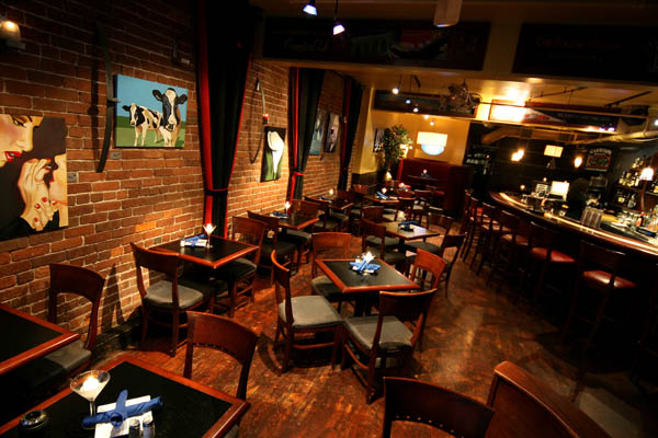 Bitter End Martini Bar & Restaurant