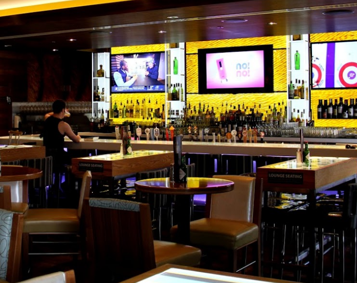 Rogue Kitchen & Wetbar Broadway