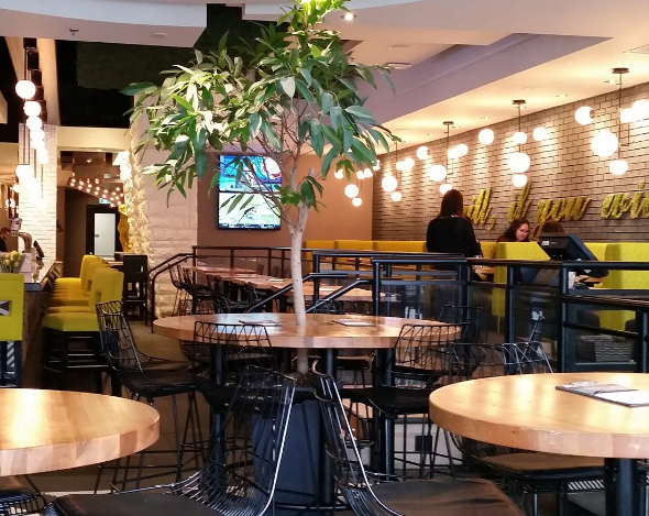 Moxies Davie