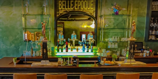 Belle Époque Absinthe Lounge