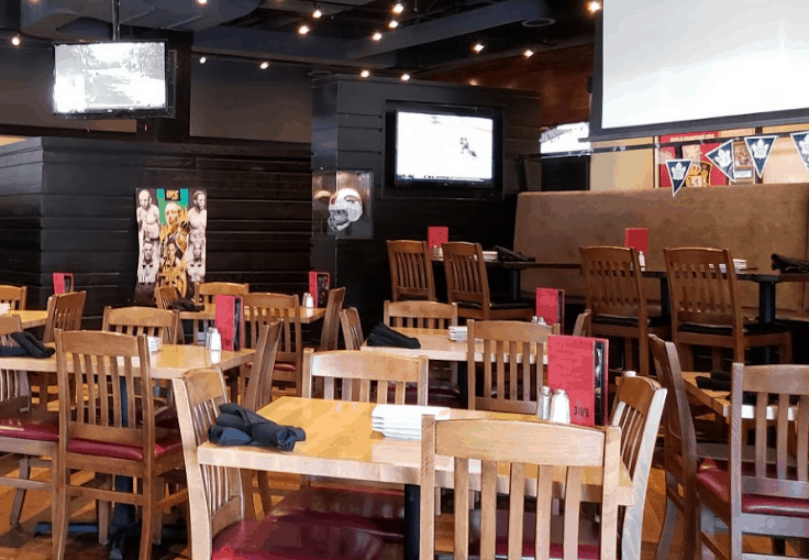 Shoeless Joe’s Sports Grill – Dufferin