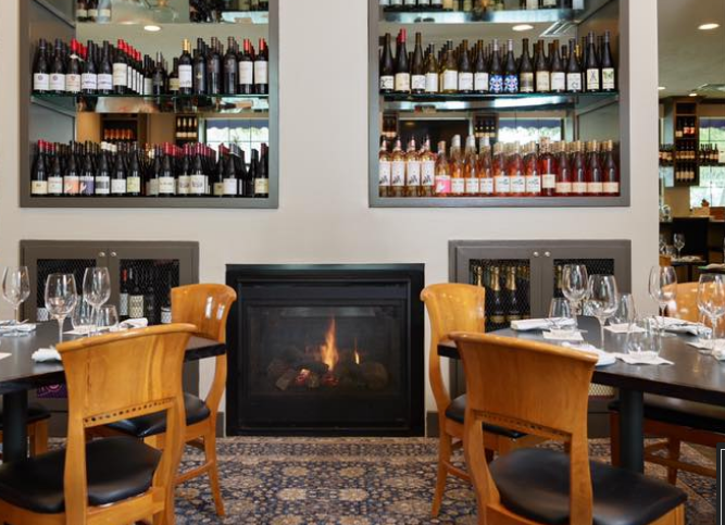Sonoma Wine Bar – The Heights
