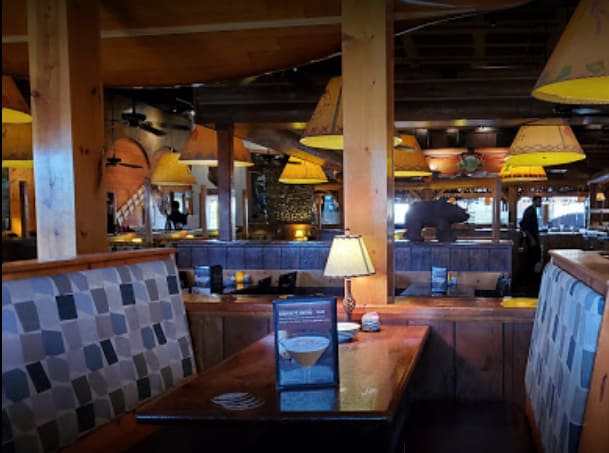 Tahoe Joe’s Fresno