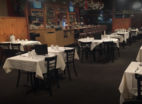 Lakeside Bar & Grill