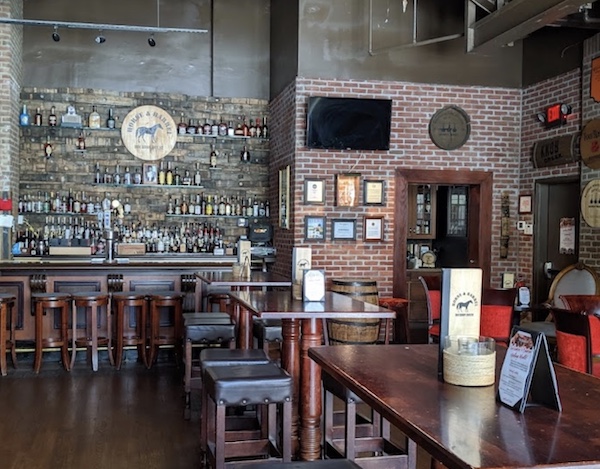 Nicholson’s Tavern & Pub