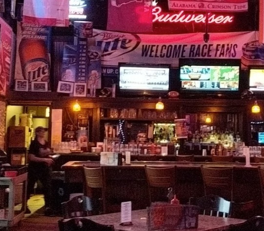 Buds Sports Bar