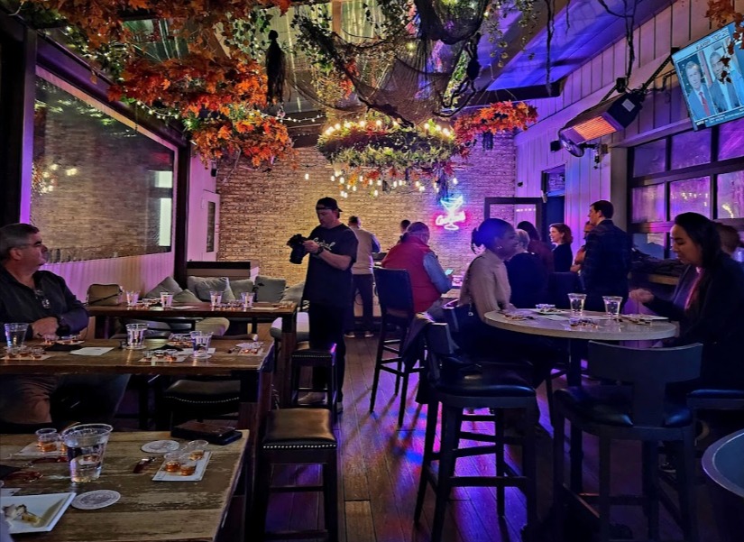 Stella’s Exlixir Lounge