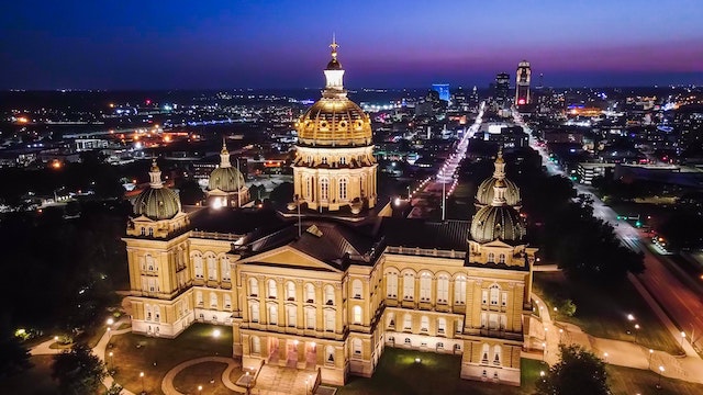 Des Moines